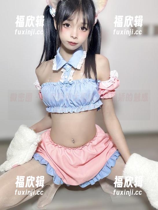 微密圈 - 私房图包大揭秘：聂傲娇的魅惑圣诞红，心动不已！