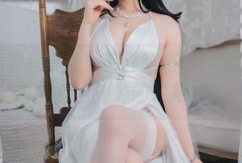 向炎热发起挑战！荒井喵喵的高清夏天写真，穿上沙滩的轻松装！