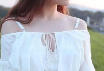 菠萝社 – 好想穿上王语纯的校园体操服！原图和图片里满满的青春nostalgia！
