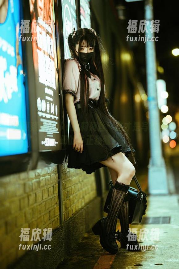 落落Raku 发现落落Raku的莉莉丝:这才是写真图册的真正精髓!