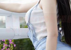 蜜桃社 – 小草莓Berry的套装原图在线！谁说好物不等于好看？