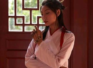 蜜桃社 – 梦乃Mandy的短裙角色扮演：原图合集，快来一起打卡