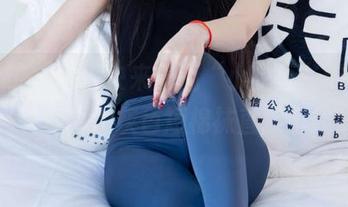 袜啵啵 – 嘿，快来围观“小甜豆”的无圣光暑假，浅灰色短棉袜直接上线！