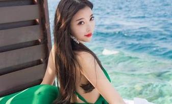 语画界 – 程程程穿高跟鞋，搭筒袜，美图下载送给懒惰的你，时尚就该这么简单！