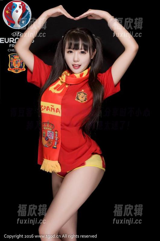 青豆客 - 谭晓彤剧情原图，分享时不小心掉入梦里的感觉，真是太迷了！