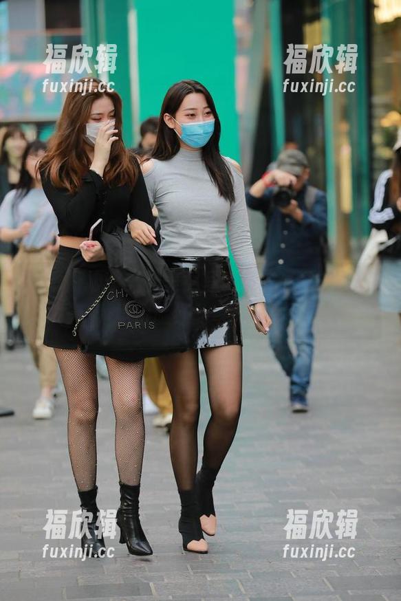 魔镜街拍 魔镜街拍:美腿美女写真集,高清到你都觉得脸红的奇妙体验