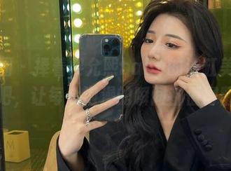 微密圈 – 捧着黎允熙baby的浴缸美图，下载吧，让每个泡澡的瞬间都值得留念！