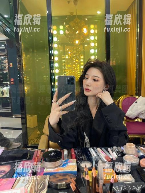 黎允熙baby 微密圈 - 捧着黎允熙baby的浴缸美图,下载吧,让每个泡澡的瞬间都值得留念!